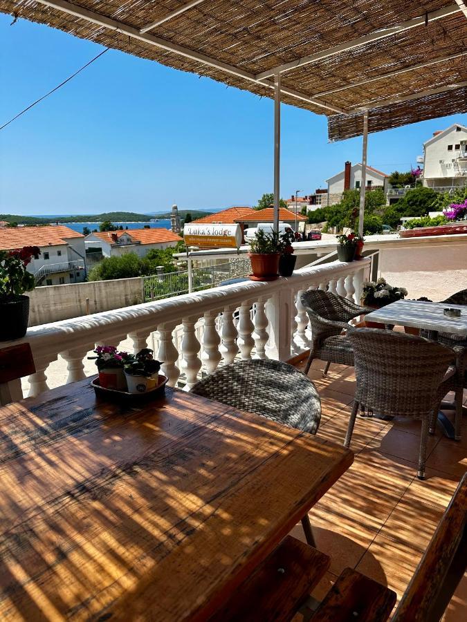 Luka'S Lodge Guesthouse & Hostel Hvar Town Exterior foto